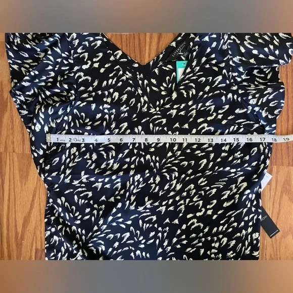 Liverpool Los Angeles Women’s Double V-Neck Flutter Sleeve Stretch Satin Top S - Picture 11 of 12